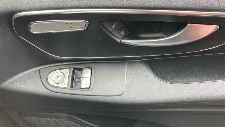 Mercedes-Benz Vito ETourer L2 Electric Fwd 150kW 100kWh Select 9-Seater Auto